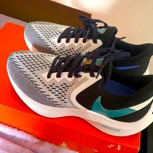 Nike Odeyssey React 2 FLyknit